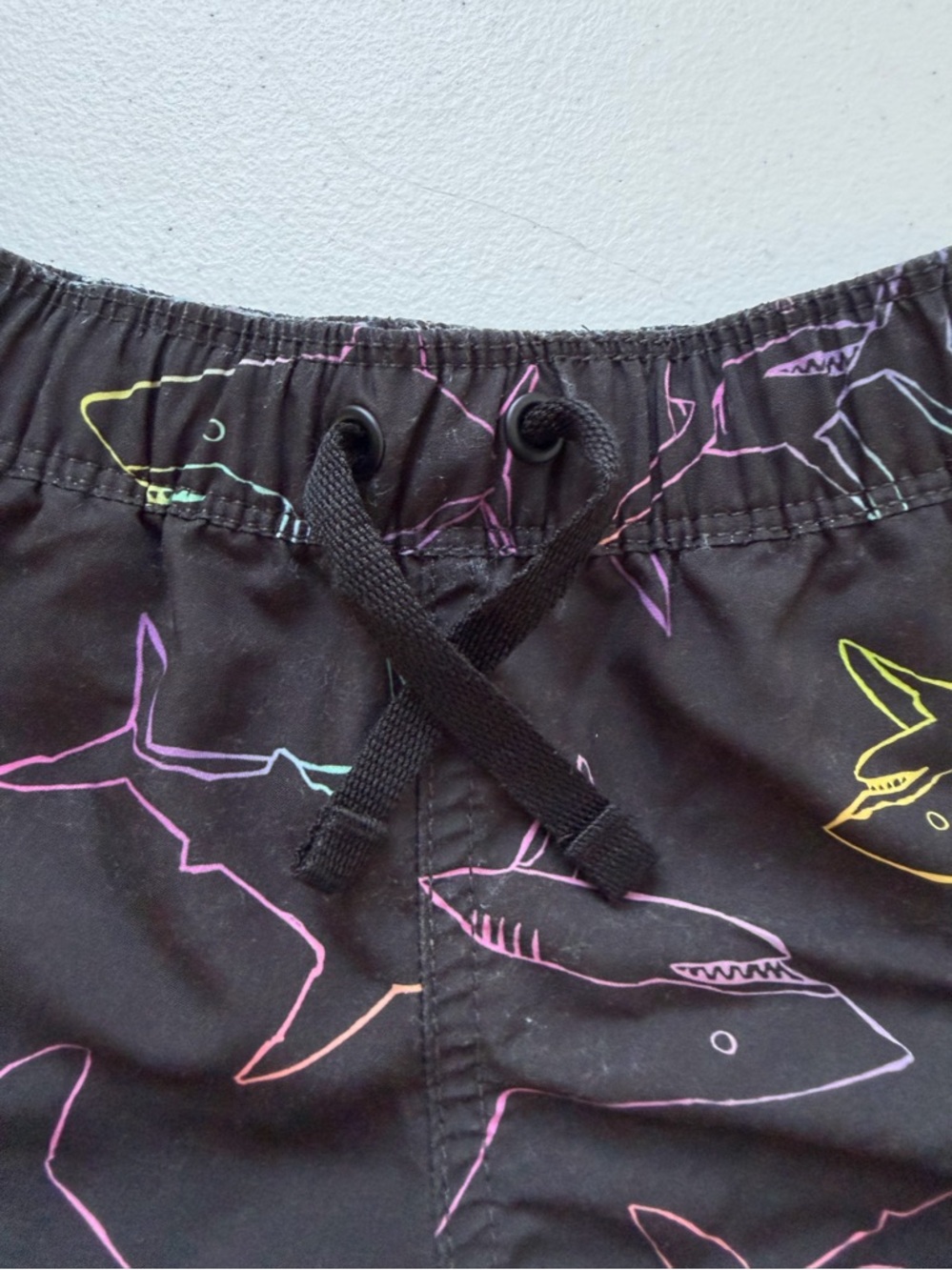 Hanna Andersson Ombré Shark Swim Set Long Sleeve Rash Guard & Trunks 90 (3) - Picture 4 of 7